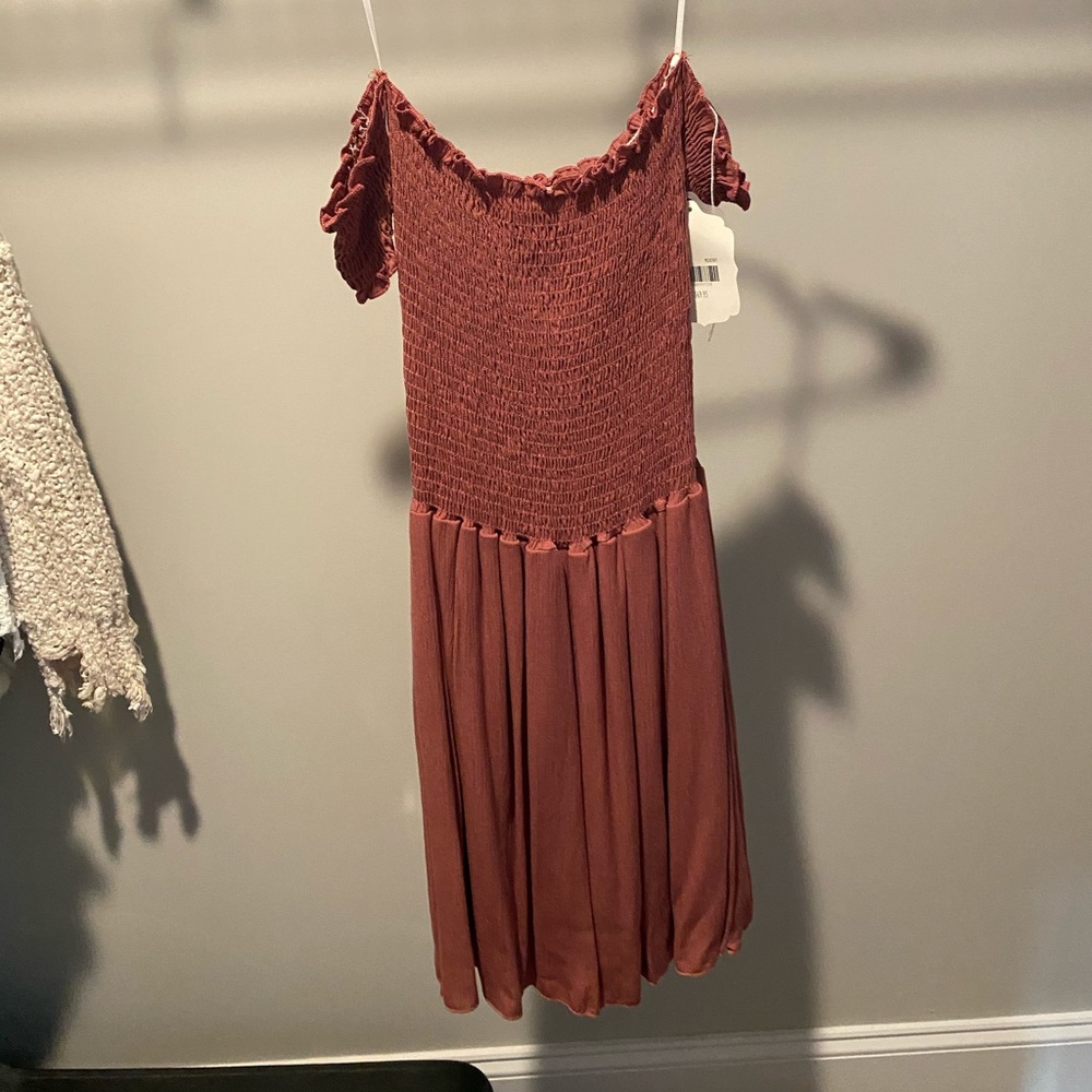 NWT Pink off the shoulder Dress